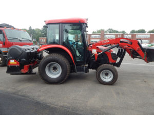 mccormick-landscape-tractor