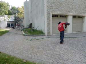 Organic Weed Removal - Lincoln Landscaping of Franklin Lakes